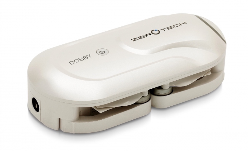 DOBBY-Pocket-drone-pnj-02