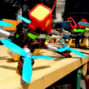 Drone FPV racer photo